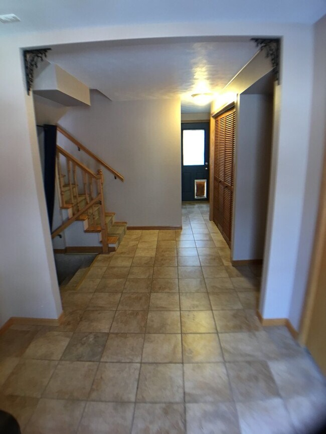 FiveBedroom, TwoBathroom Home on West Side House Rental in Rapid