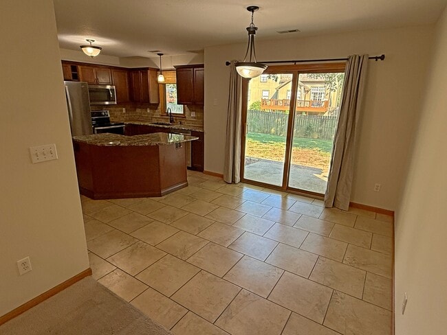 Photo - 2716 Larkspur Ct