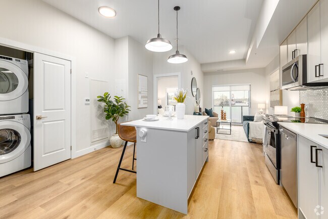 1BR, 1BA - 600SF - Kitchen