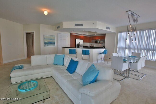 Photo - 231 Riverside Dr Unit 610