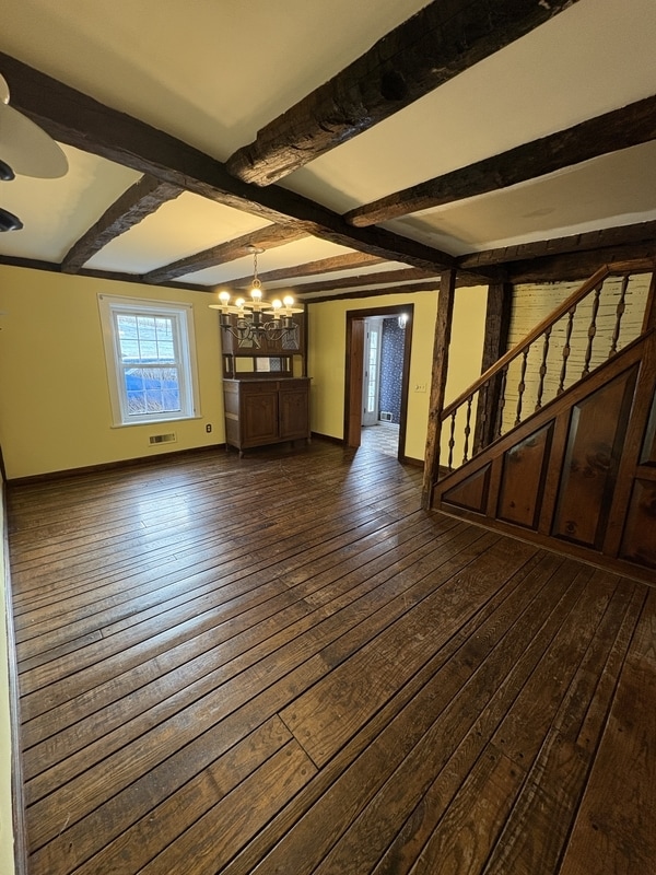 Photo - 537 Green Hollow Rd