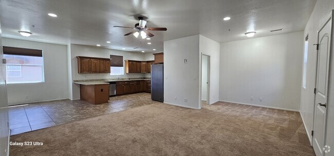 Building Photo - 2488 W Gunnison Ct Rental