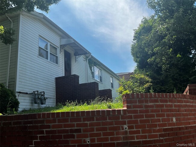 Photo - 101 Sterling Ave Unit 2