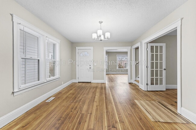 Photo - 2508 W Jefferson Ave
