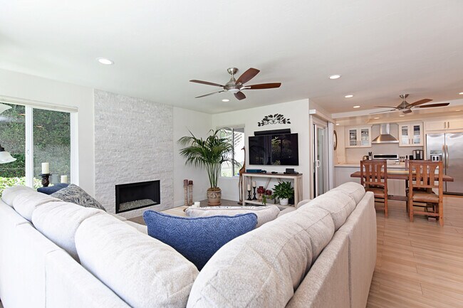 Sala de estar - 544 Via De La Valle Unidad B