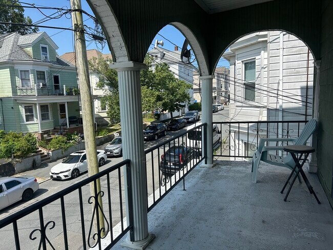 Photo - 33 Sidney St Unit 2