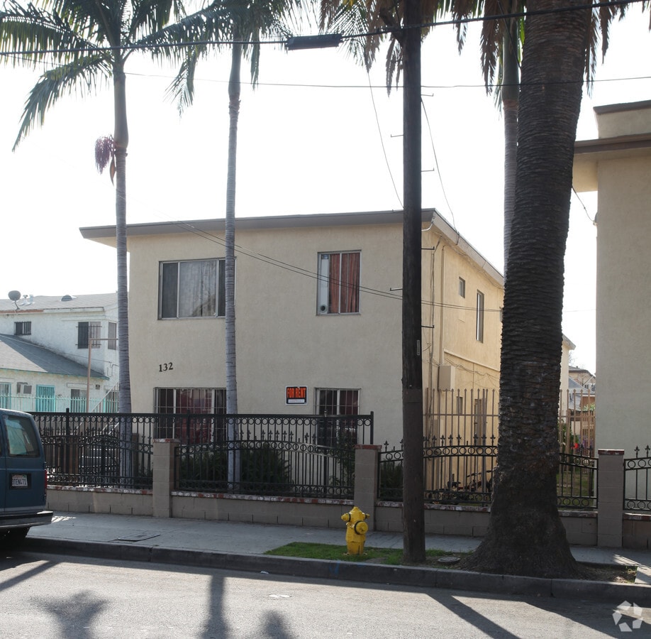 Photo - Adams Apts