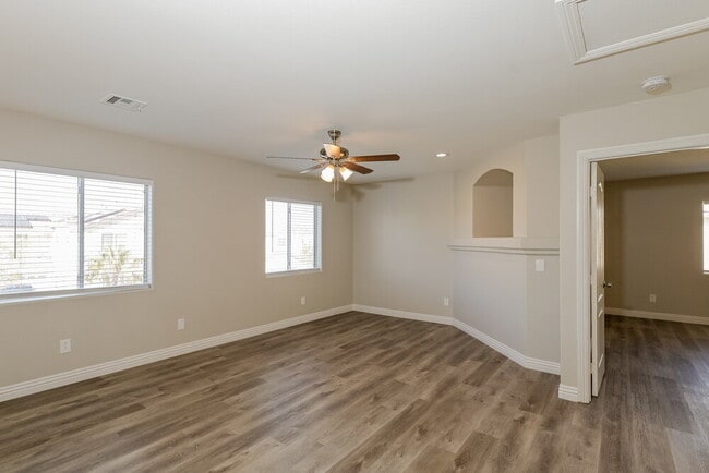 Photo - 1132 Aldenwood Ave