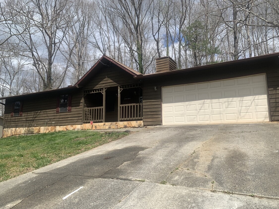 Photo - 4167 Jami Ln (Snellville, GA)