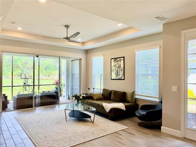 Photo - 6111 Mesa Gln