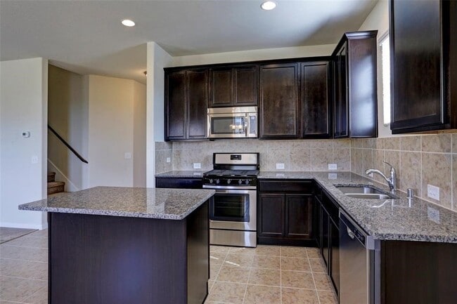 Photo - 5303 Ivory Glass Dr