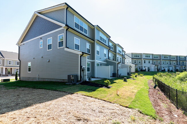 Photo - 341 Old Grove Ln