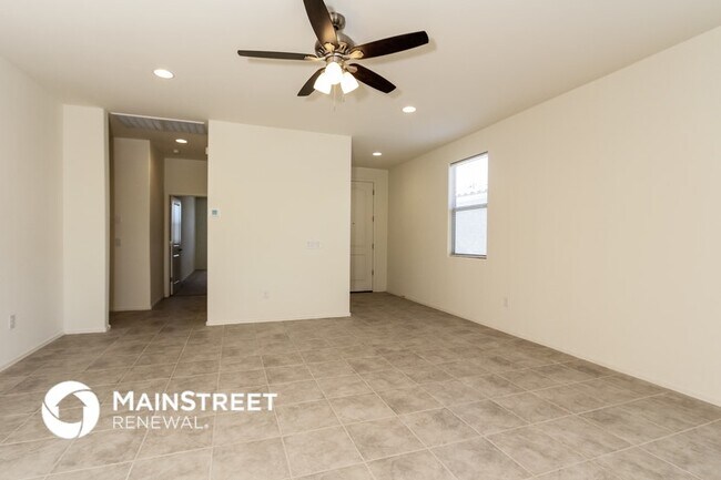 Photo - 13995 E Golden Oaks Rd