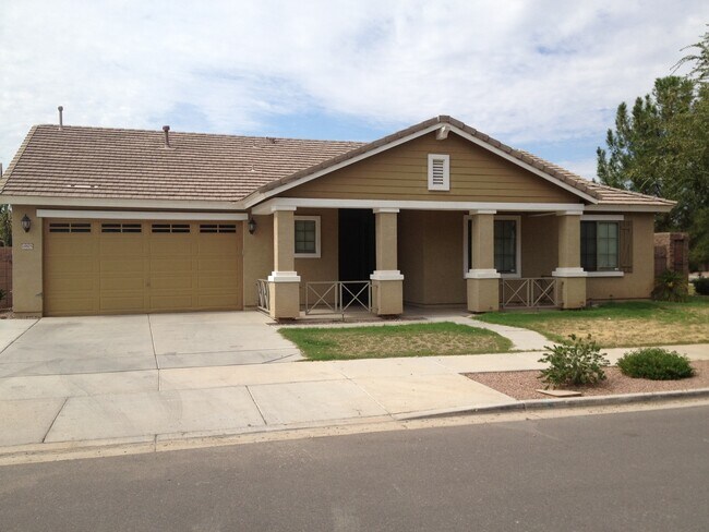 Building Photo - 18805 E Mockingbird Dr