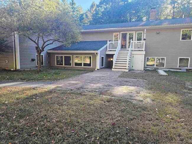 Building Photo - 30 Sterling Ln