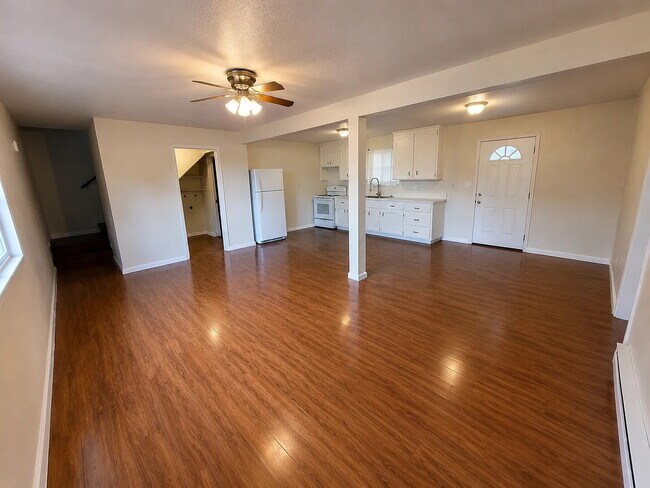 Photo - Charming 2/1 home nestled amongst the trees! Unidad #2