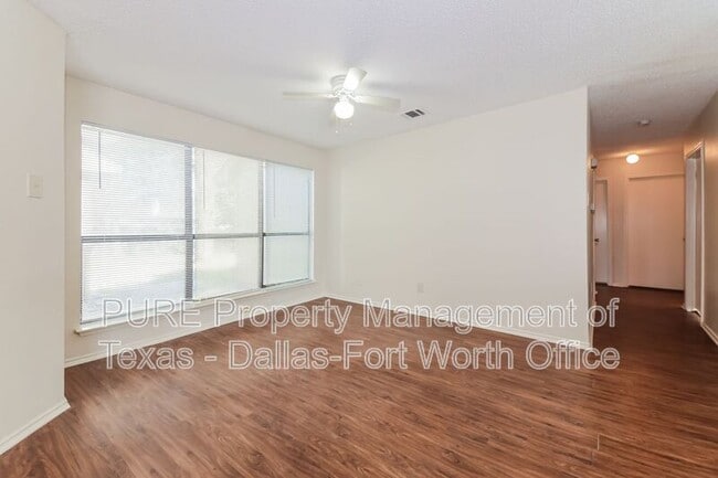 Photo - 8005 Meadowlark Ln