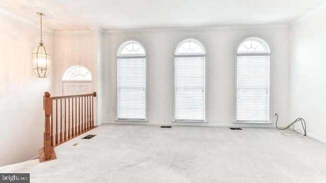 Photo - 21759 Ladyslipper Sq