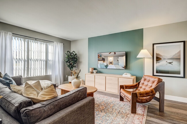 Habitat at Fort Collins apartments — community photo