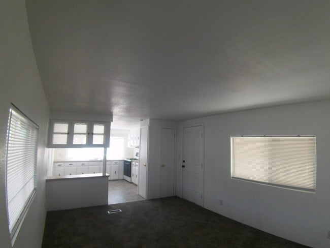 Photo - 981 Stahlman Dr