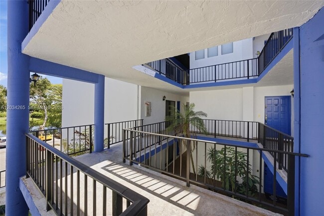 Photo - 6010 S Falls Cir Dr Unit 323