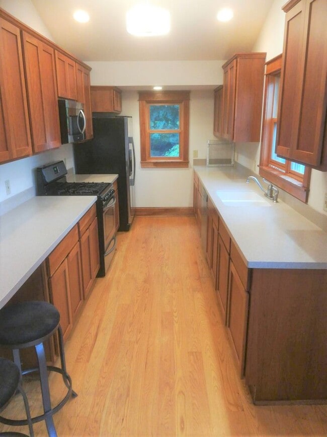 Photo - 201 S Aurora St Unit 2