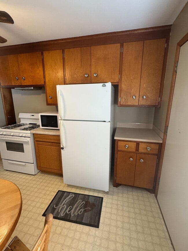 Photo - 1214-43 1/2 43 1/2 Ave NE Unit 1214