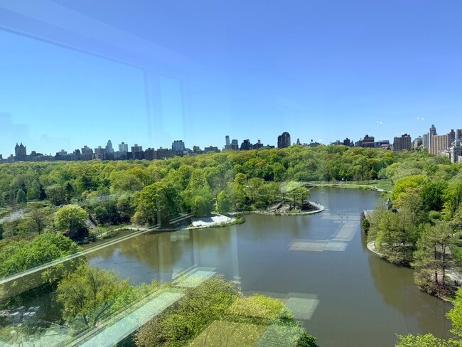 Building Photo - 1280 Fifth  apt. 15B