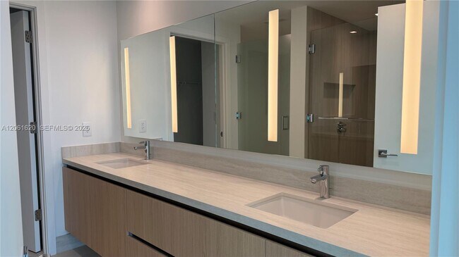 Photo - 2411 Laguna Cir Unit 1807
