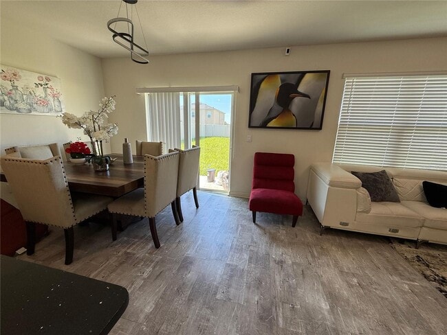 Photo - 364 Auburn Grv Crossing