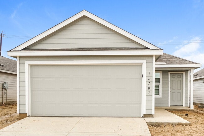 Photo - 14707 Greenfield Ml House