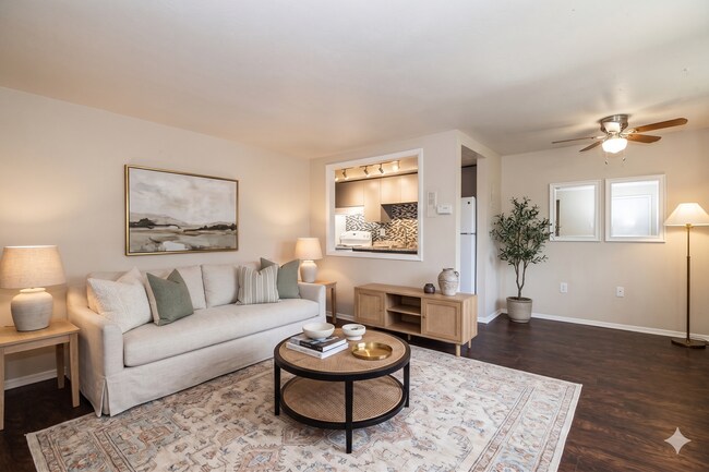 Photo - 809 N Dexter St Unit 303