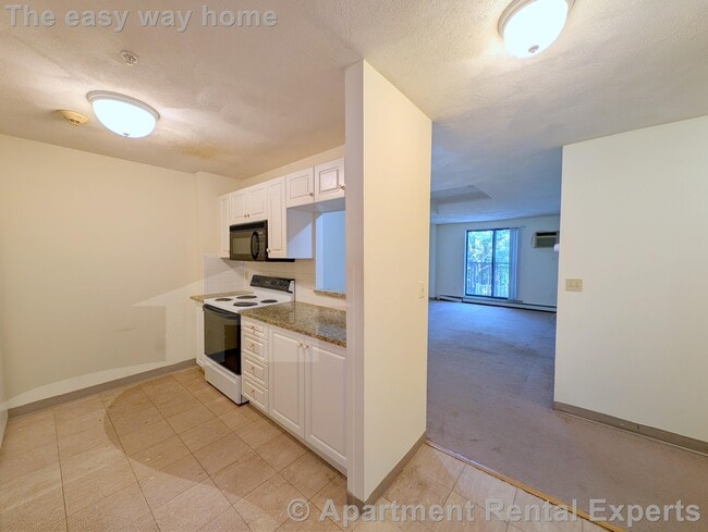 Building Photo - 373 Highland Ave Unit #202 Rental