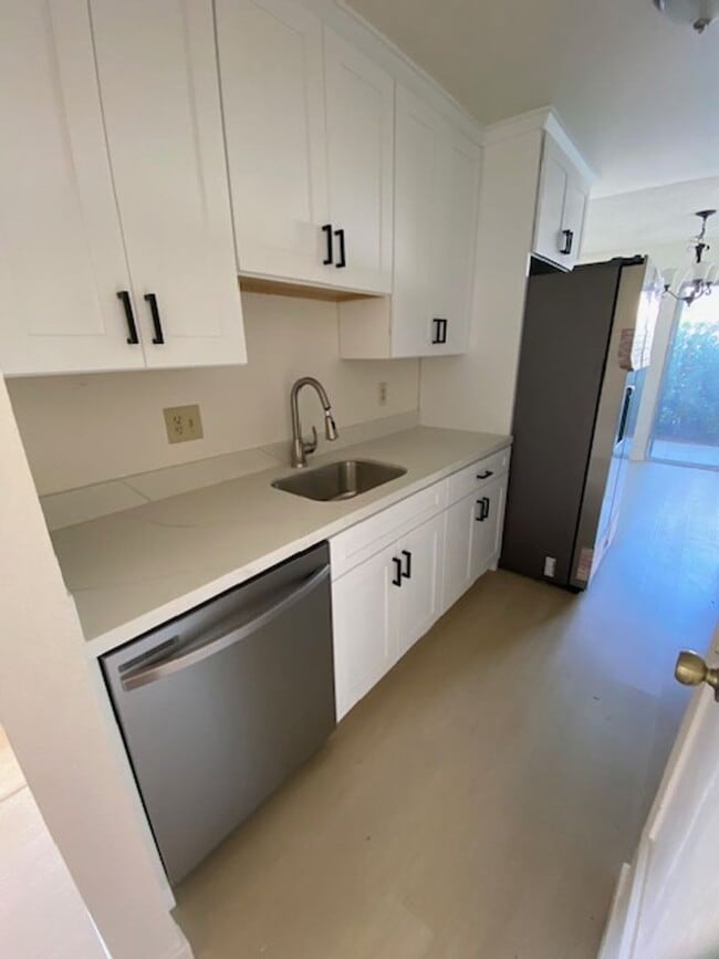 Photo - 1118 Woodridge Dr