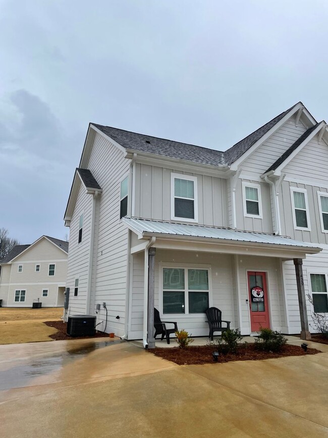 Photo - Northern Village @ Ross Park