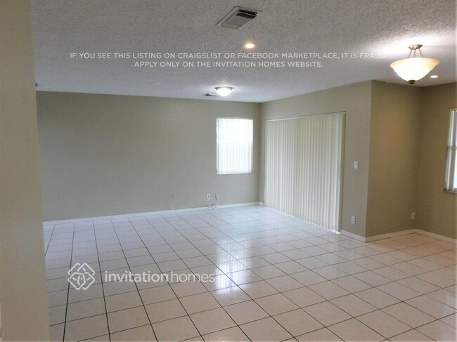 4400 SW 82nd Way