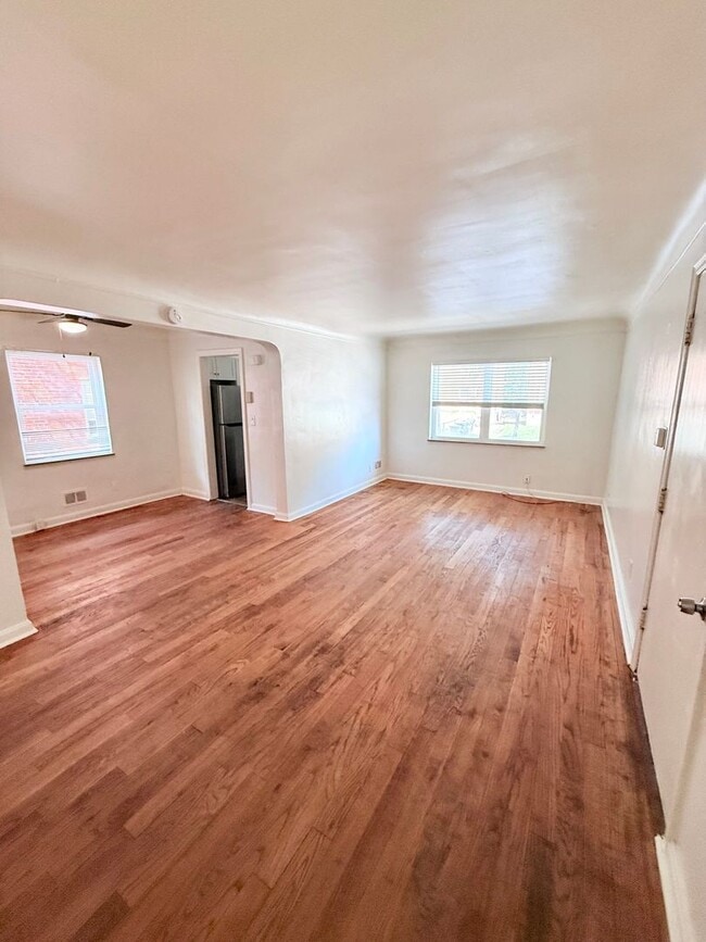1643 Anita Pl Unit 1