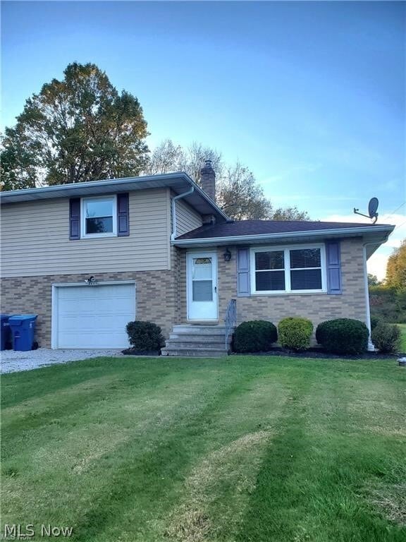2448 Twin Lks Dr  