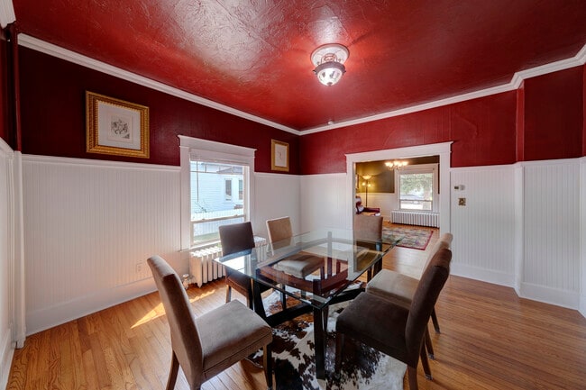 Photo - 317 W Brundage St