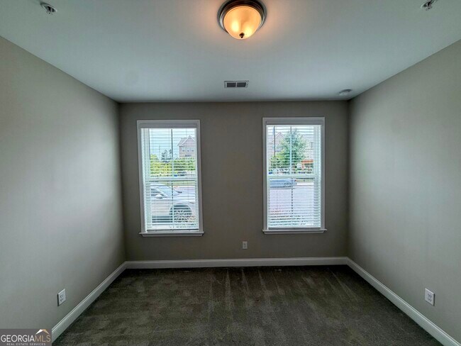 Photo - 324 Overture Ct SE