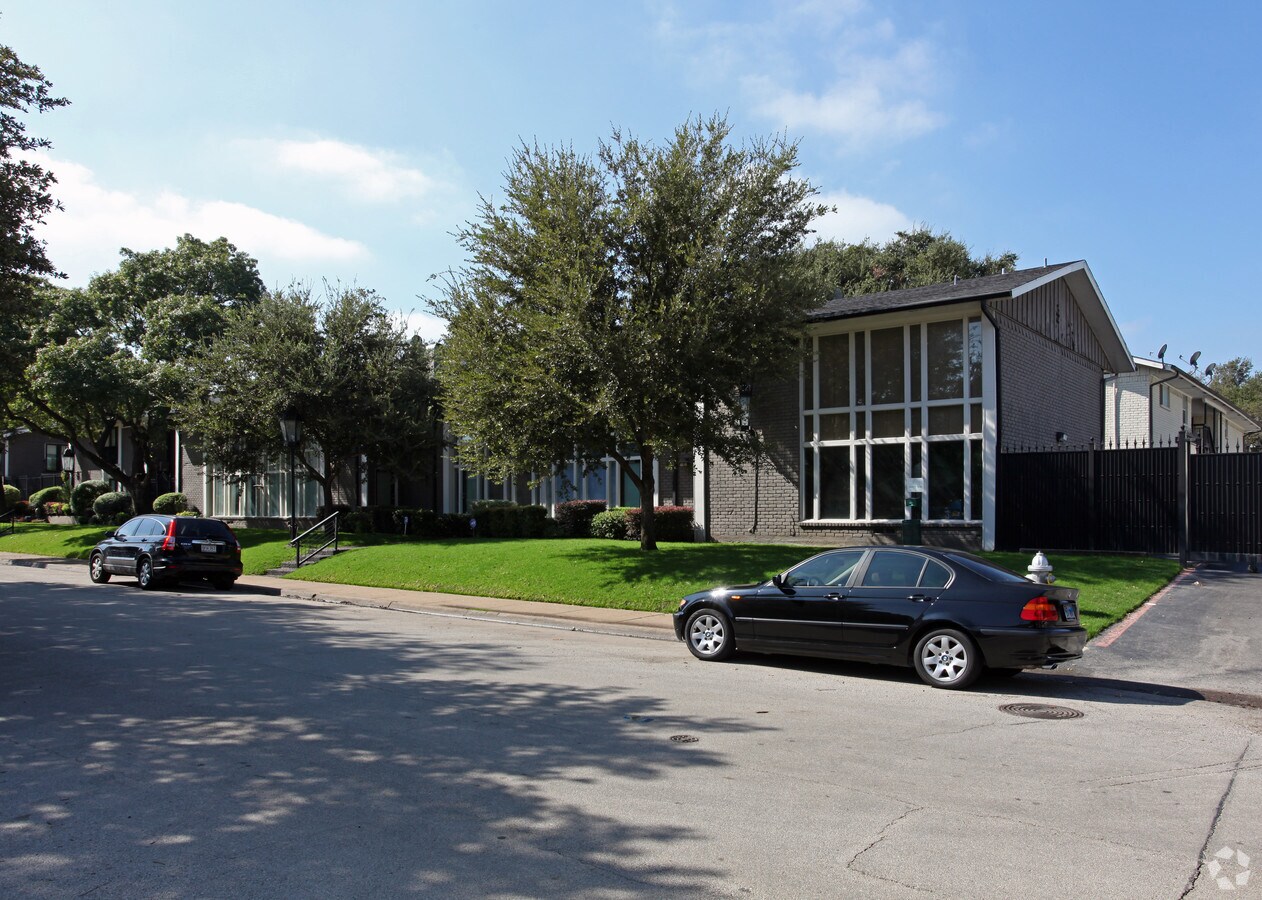 Photo - Paradiso Condos