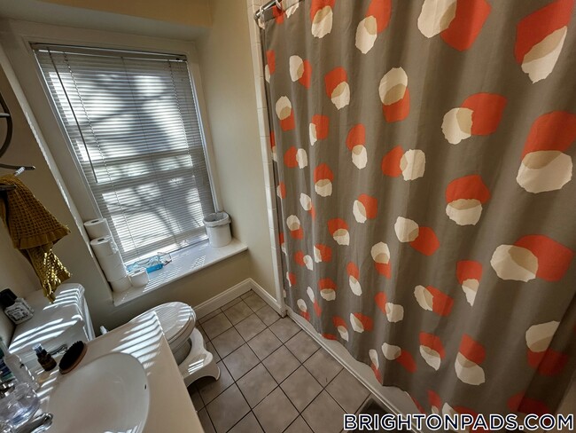 Photo - 14 Woodmont St