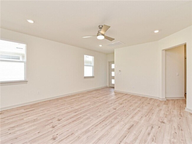 Photo - 7512 Daves Landing Dr