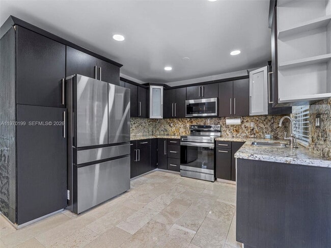 Photo - 10281 NW 32nd St