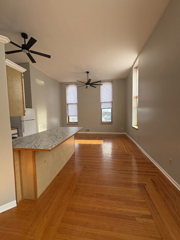 Photo - 201 N Hamilton St Unidad 1