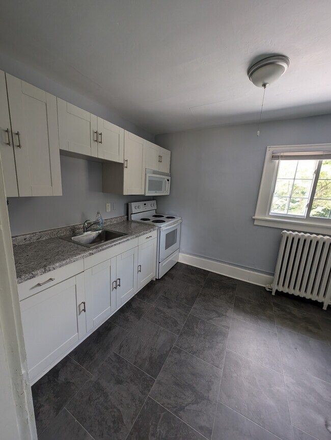 548 Linden St