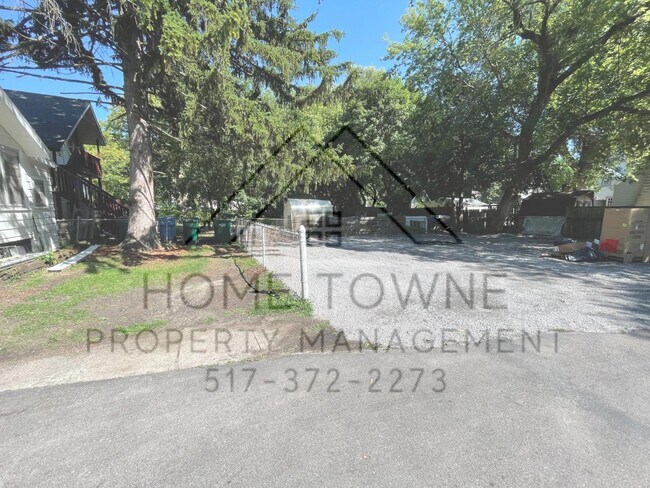 805 W Saginaw St