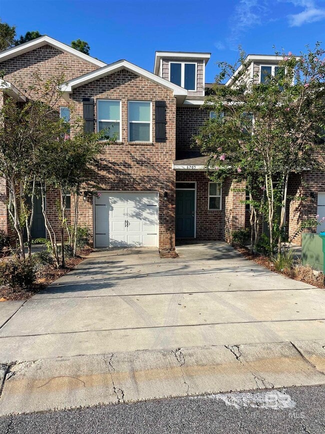 Building Photo - 6705 Spaniel Dr Rental