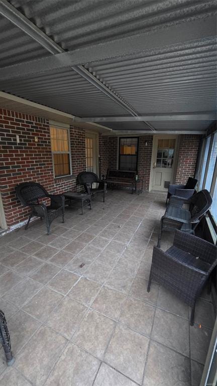 Photo - 817 Dumont Dr