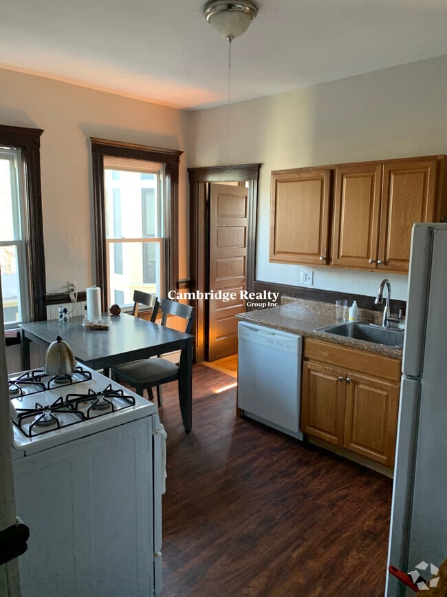 Building Photo - 118 Columbia St Unit 3A Rental